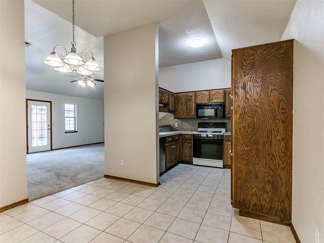 1309 SW 24th Street, Moore, OK 73170