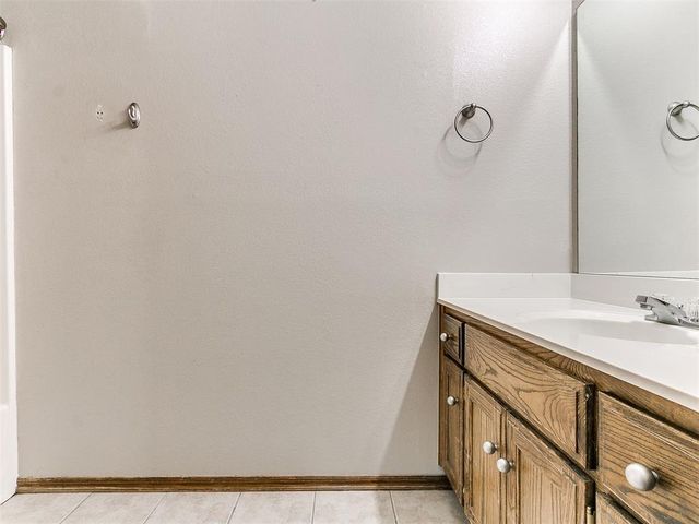 1309 SW 24th Street, Moore, OK 73170