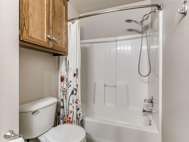 1309 SW 24th Street, Moore, OK 73170