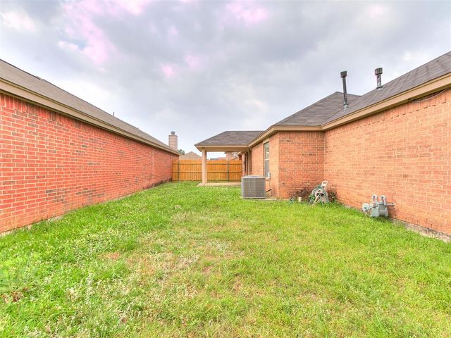 1309 SW 24th Street, Moore, OK 73170