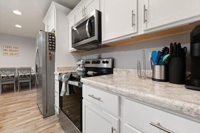 424 Middle Creek Way, Berea, KY 40403
