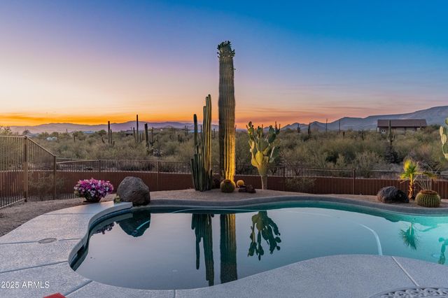 43638 N 22ND Street, New River, AZ 85087