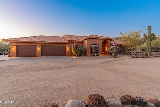 43638 N 22ND Street, New River, AZ 85087