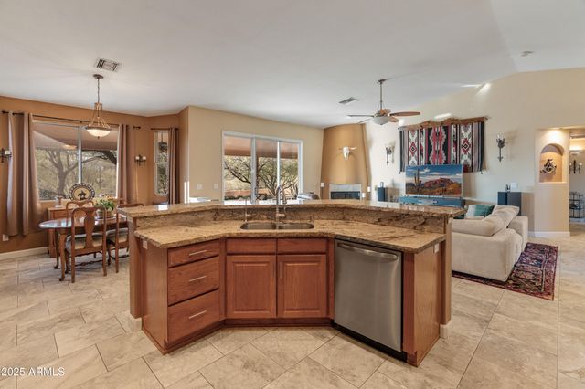 43638 N 22ND Street, New River, AZ 85087