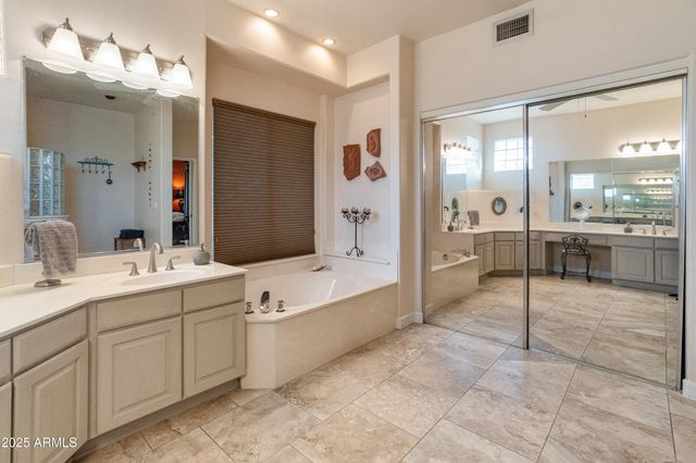 43638 N 22ND Street, New River, AZ 85087