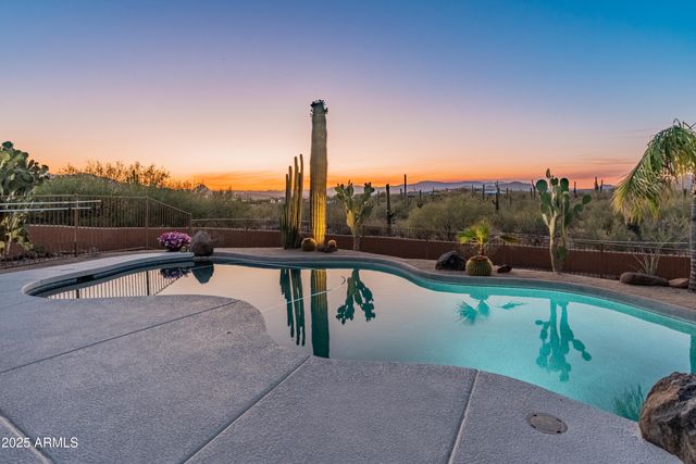 43638 N 22ND Street, New River, AZ 85087