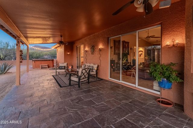 43638 N 22ND Street, New River, AZ 85087