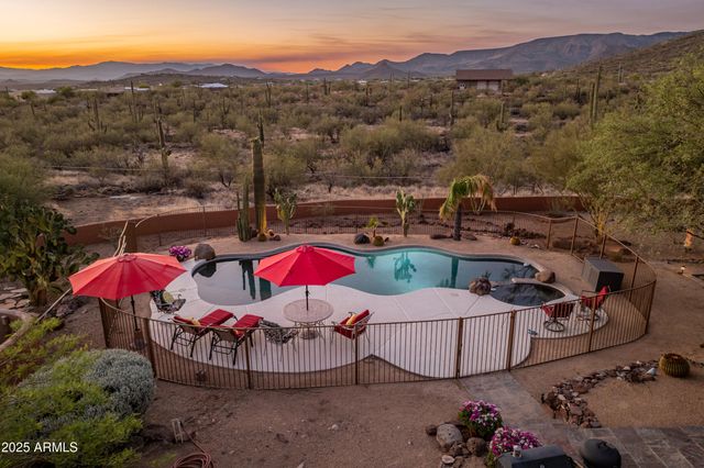 43638 N 22ND Street, New River, AZ 85087