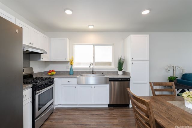 91-1301 Hoomahua Street, Ewa Beach, HI 96706