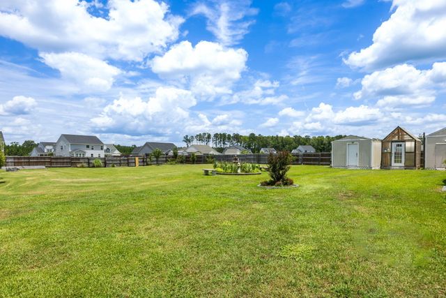 121 Lakelyn Road, Moncks Corner, SC 29461