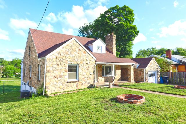 2622 Cedarhurst AVE NW, Roanoke, VA 24012
