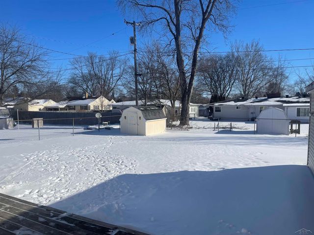 2352 Richard Avenue, Saginaw, MI 48603