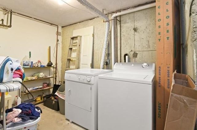 214 Parker Hill Ave 214, Boston, MA 02120