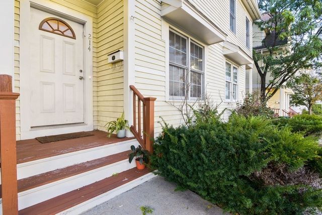 214 Parker Hill Ave 214, Boston, MA 02120