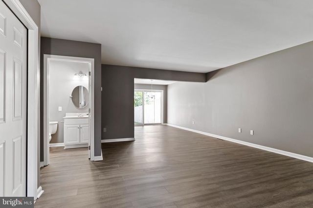 12 NOTTINGHAM DRIVE, Mechanicsburg, PA 17050