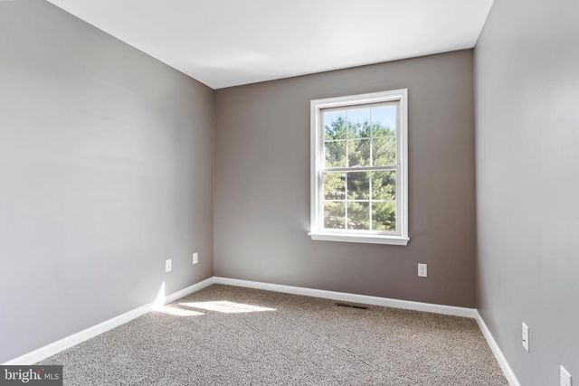 12 NOTTINGHAM DRIVE, Mechanicsburg, PA 17050