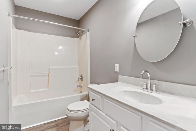 12 NOTTINGHAM DRIVE, Mechanicsburg, PA 17050