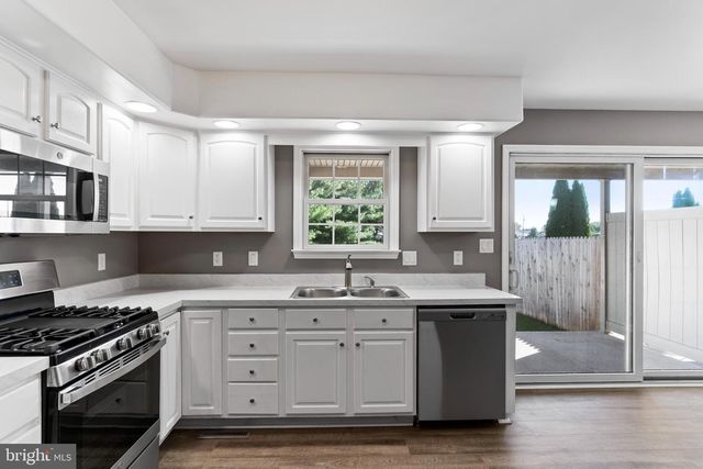 12 NOTTINGHAM DRIVE, Mechanicsburg, PA 17050