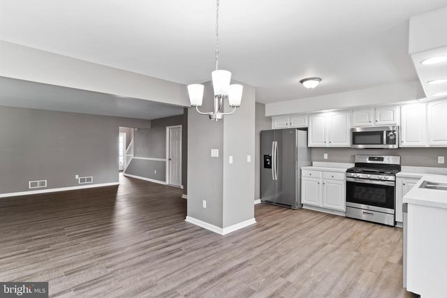 12 NOTTINGHAM DRIVE, Mechanicsburg, PA 17050