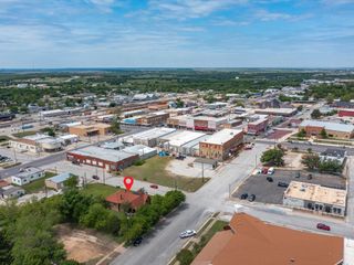 200 E Tarrant Street, Bowie, TX 76230