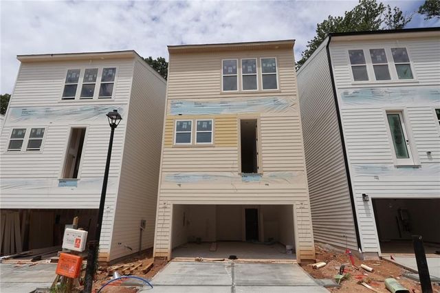 646 Memphis Drive, Scottdale, GA 30079