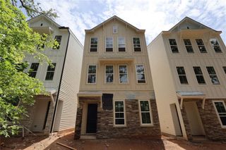 646 Memphis Drive, Scottdale, GA 30079