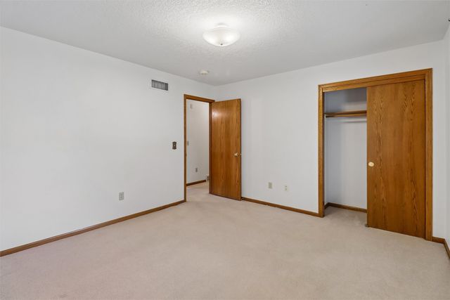 6718 SE 2nd Court, Des Moines, IA 50315