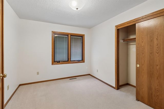 6718 SE 2nd Court, Des Moines, IA 50315