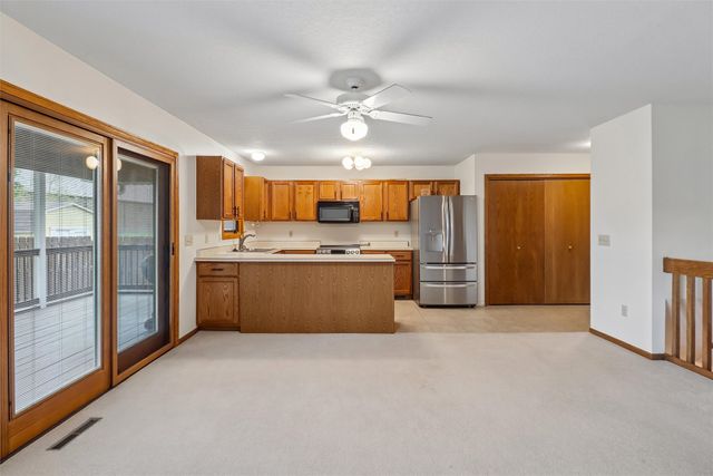 6718 SE 2nd Court, Des Moines, IA 50315