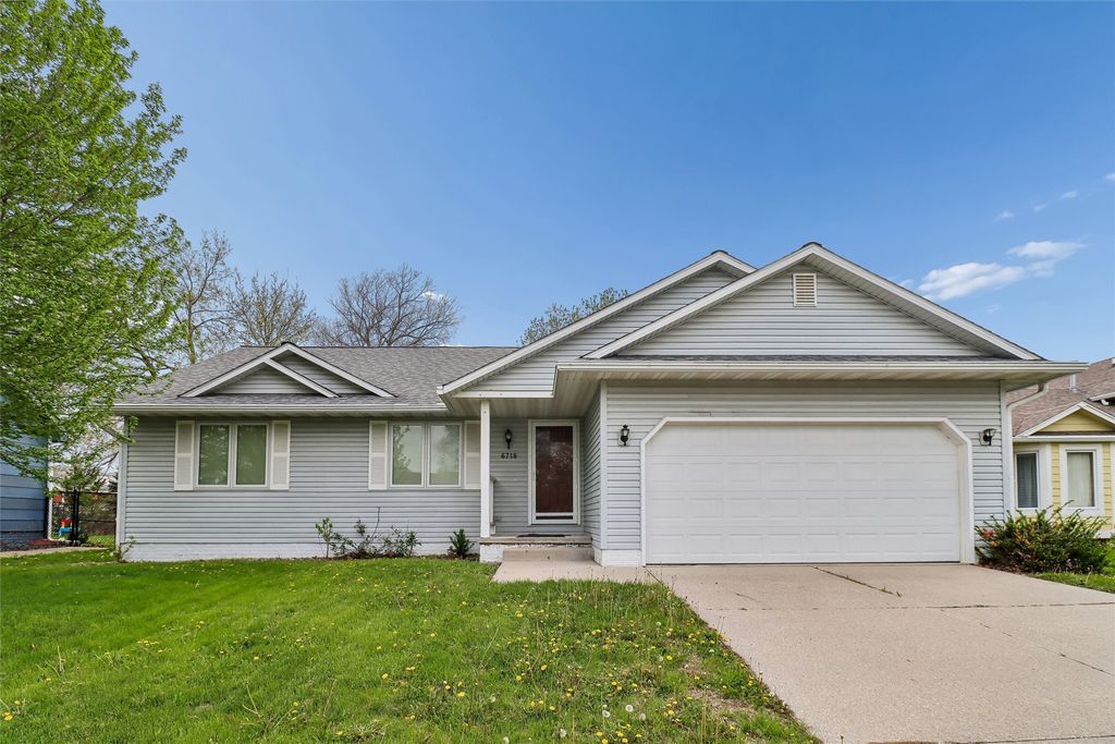 6718 SE 2nd Court, Des Moines, IA 50315