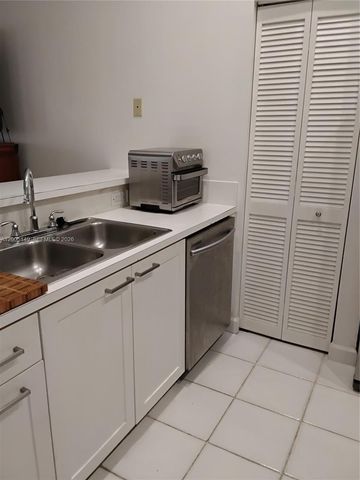 519 Talavera Rd, Weston, FL 33326