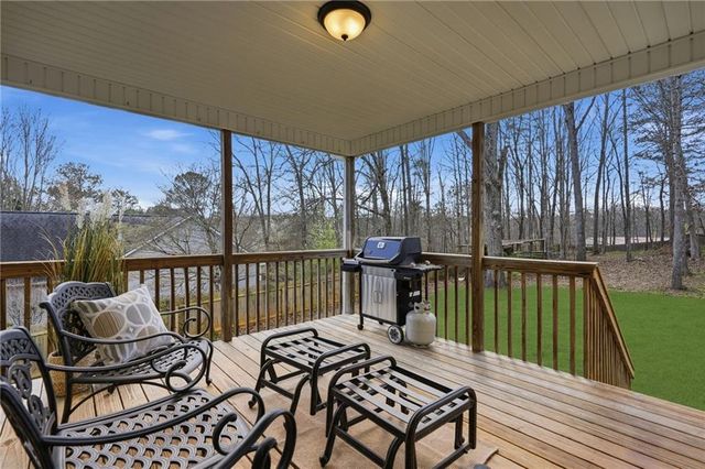 216 Forest Cove Court, Dawsonville, GA 30534