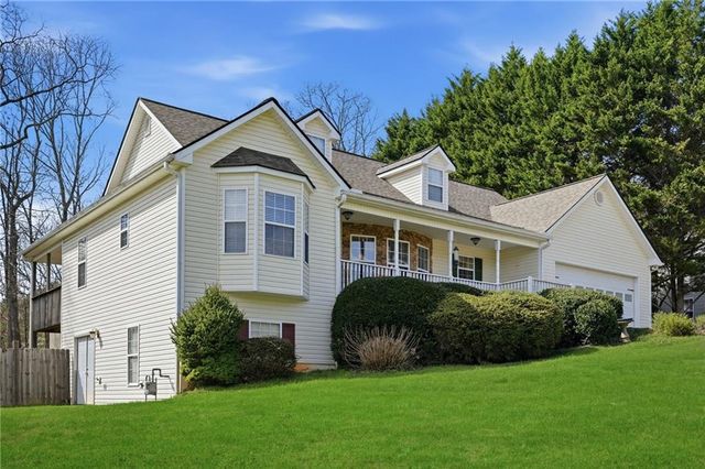 216 Forest Cove Court, Dawsonville, GA 30534