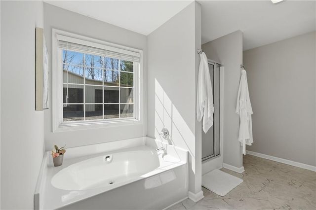 216 Forest Cove Court, Dawsonville, GA 30534