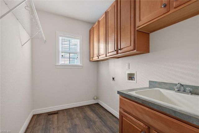 606 Schooner BLVD, Williamsburg, VA 23185