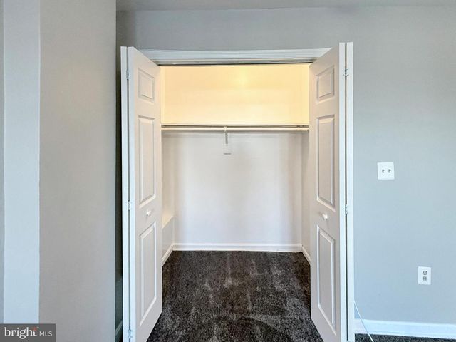 964 MOUNT OLIVET RD NE, Washington, DC 20002