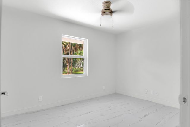 14817 97TH Road N, The Acreage, FL 33412
