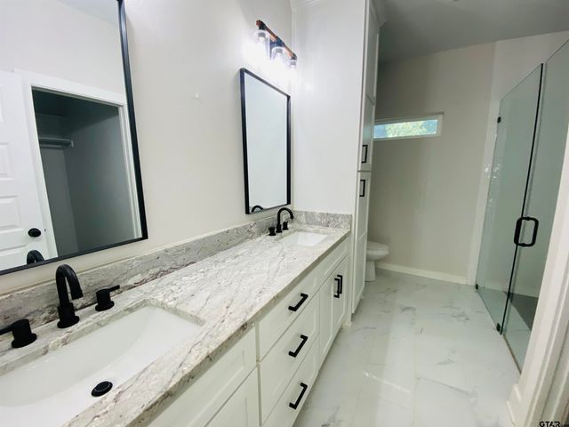 105 W Tena, Jacksonville, TX 75766