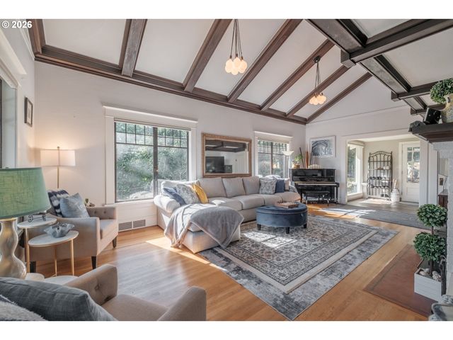 13060 Sw ELK ROCK Rd, Lake Oswego, OR 97034