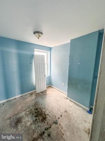 721 APPLETON ST, Baltimore, MD 21217