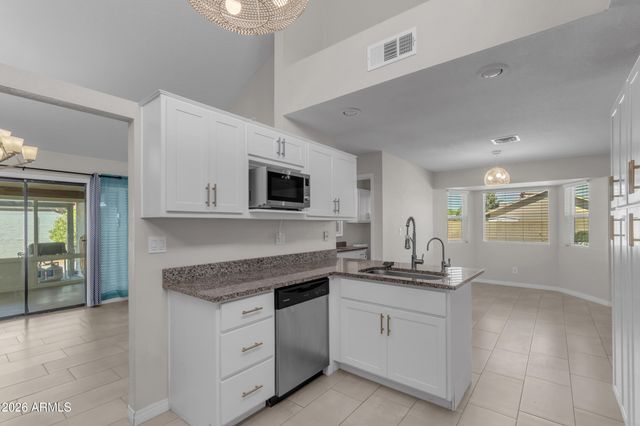2422 E Kael Circle, Mesa, AZ 85213