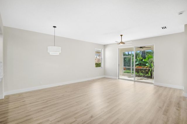 3665 NW Deer Oak Drive, Jensen Beach, FL 34957