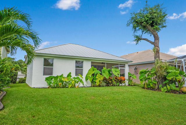 3665 NW Deer Oak Drive, Jensen Beach, FL 34957