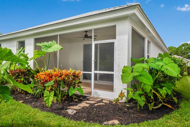 3665 NW Deer Oak Drive, Jensen Beach, FL 34957