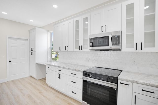 3665 NW Deer Oak Drive, Jensen Beach, FL 34957