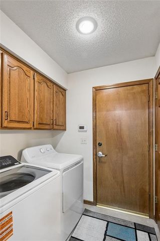 13875 W 67th Street, Shawnee, KS 66216