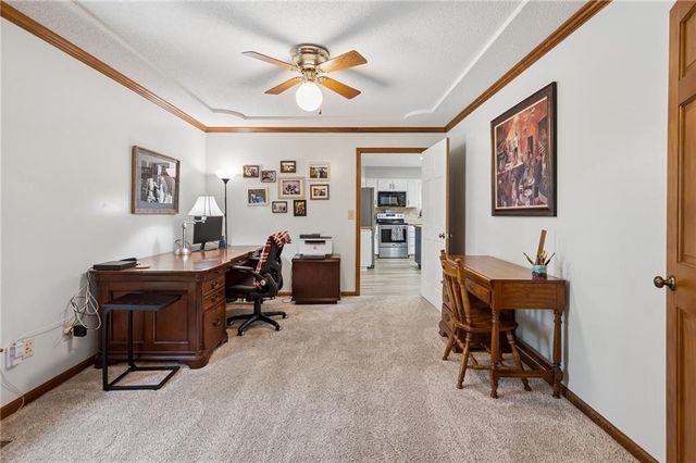 13875 W 67th Street, Shawnee, KS 66216