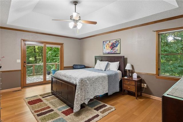13875 W 67th Street, Shawnee, KS 66216