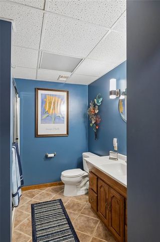 13875 W 67th Street, Shawnee, KS 66216