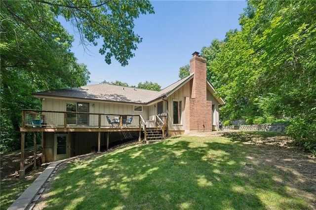 13875 W 67th Street, Shawnee, KS 66216